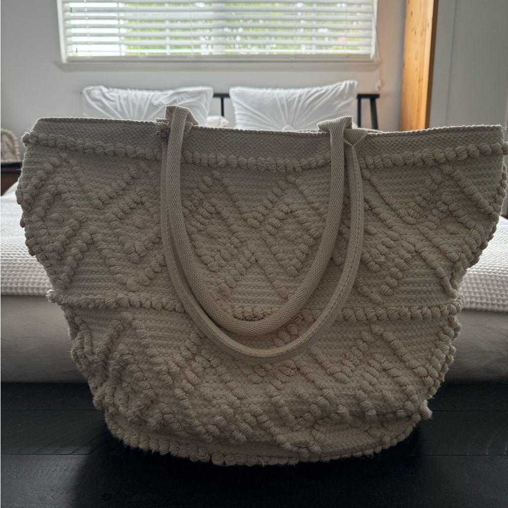 Shade & Shore Textured Cream Tote